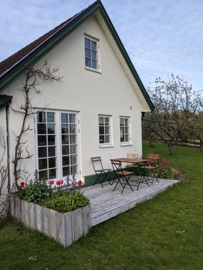 Lillan Hotel Torna Hallestad Exterior photo